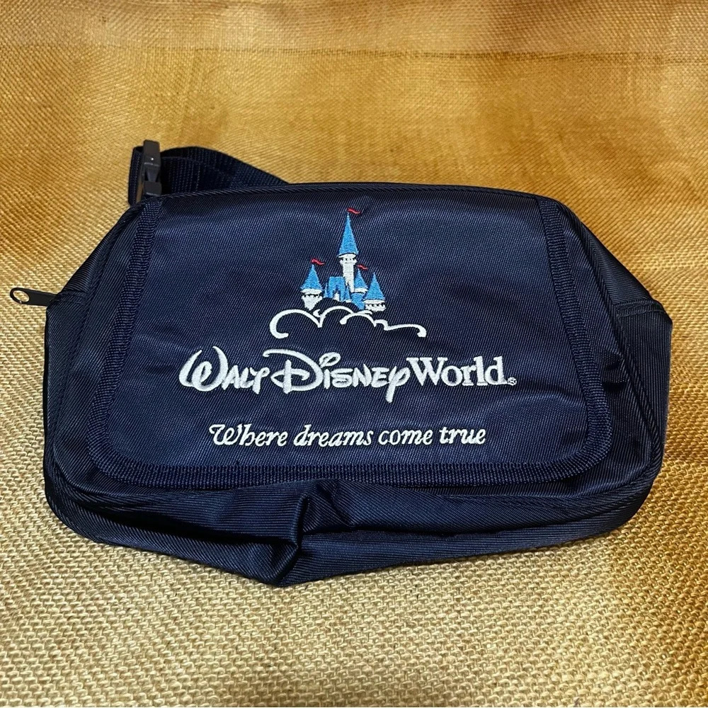 NWT Walt Disney World Navy Blue Fanny pack waist bag belt bag embroidered